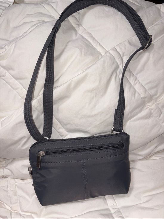 Travelon Handbags - Nwot TRAVELON CONVERTIBLE CROSSBODY & WAIST BAG